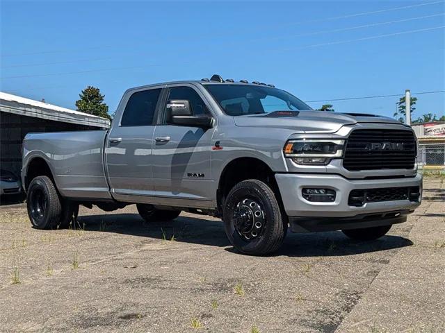 2024 RAM 3500 Laramie Crew Cab 4x4 8 Box