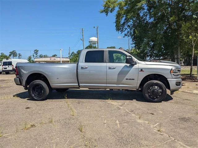 2024 RAM 3500 Laramie Crew Cab 4x4 8 Box