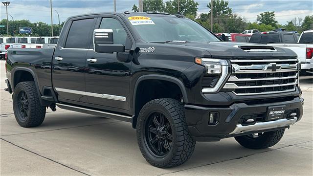 2024 Chevrolet Silverado 3500HD 4WD Crew Cab Standard Bed High Country