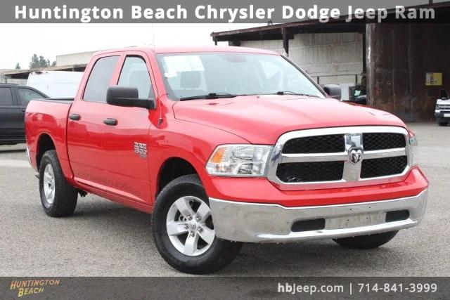 2022 RAM 1500 Classic SLT Crew Cab 4x4 57 Box