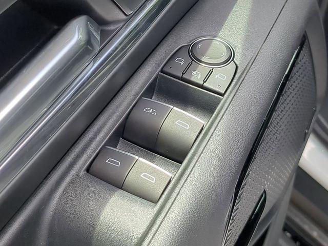 2025 Chevrolet Silverado EV LT