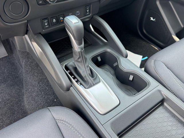 2025 Nissan Frontier Crew Cab SV 4x2