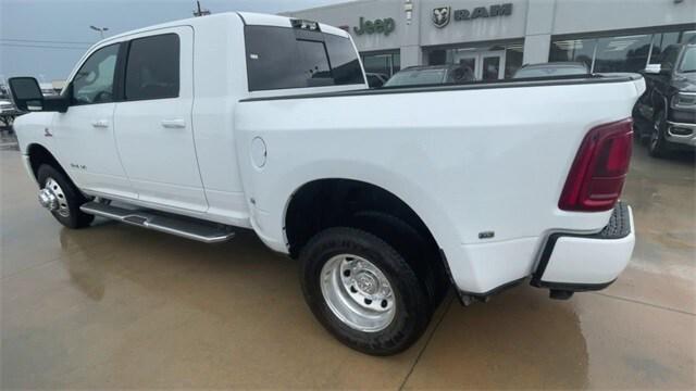 2025 RAM Ram 3500 RAM 3500 LARAMIE MEGA CAB 4X4 64 BOX