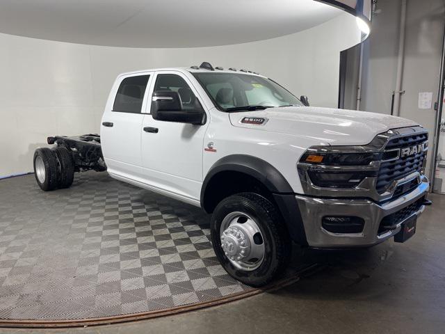 2025 RAM Ram 5500 Chassis Cab RAM 5500 TRADESMAN CHASSIS CREW CAB 4X4 84 CA