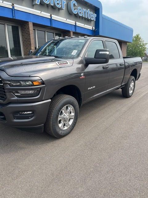 2025 RAM Ram 2500 RAM 2500 BIG HORN CREW CAB 4X4 64 BOX 2025 RAM Ram 2500 RAM 2500 BIG HORN CREW CAB 4X4 64 BOX