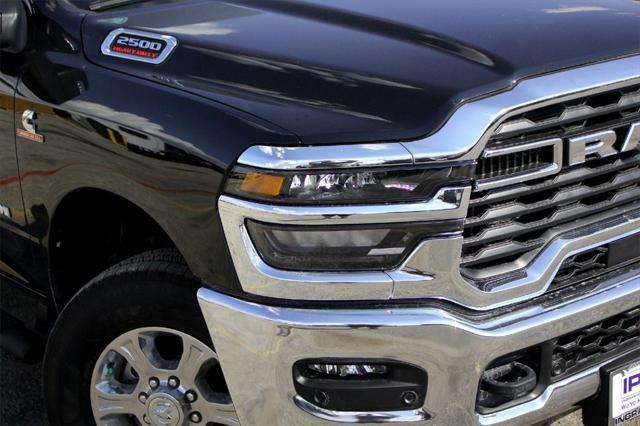 2025 RAM Ram 2500 RAM 2500 LONE STAR CREW CAB 4X4 64 BOX