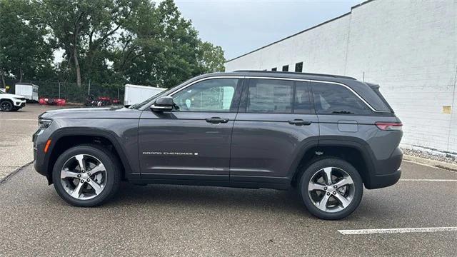 2025 Jeep Grand Cherokee GRAND CHEROKEE LIMITED 4X4 2025 Jeep Grand Cherokee GRAND CHEROKEE LIMITED 4X4