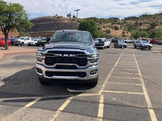 2025 RAM Ram 3500 RAM 3500 TRADESMAN CREW CAB 4X4 8 BOX