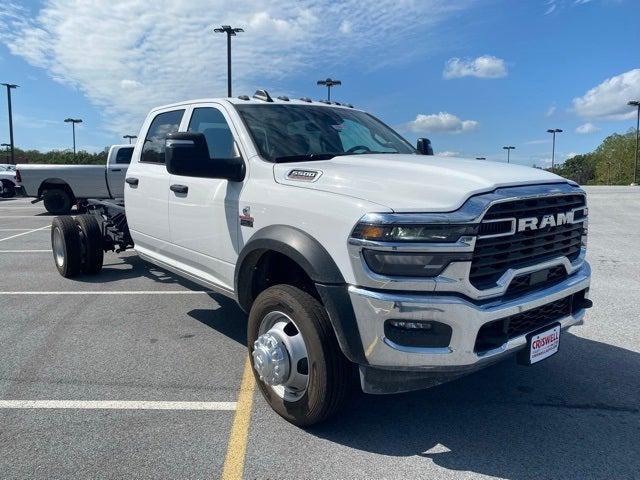 2025 RAM Ram 5500 Chassis Cab RAM 5500 TRADESMAN CHASSIS CREW CAB 4X4 84 CA