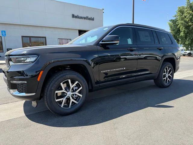 2025 Jeep Grand Cherokee GRAND CHEROKEE L LIMITED 4X4