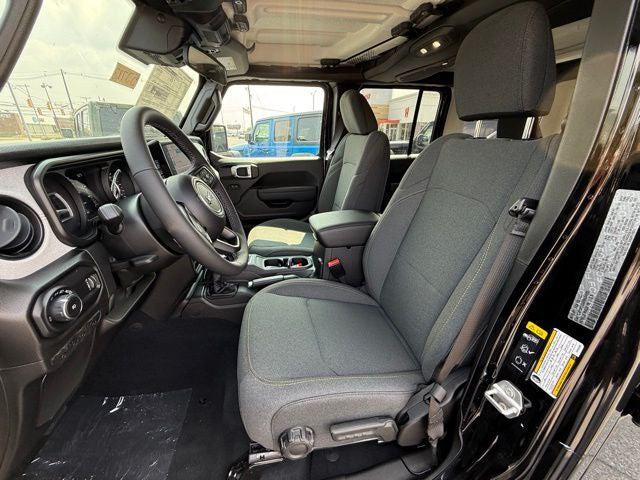 2025 Jeep Wrangler 4-Door Summit 4x4