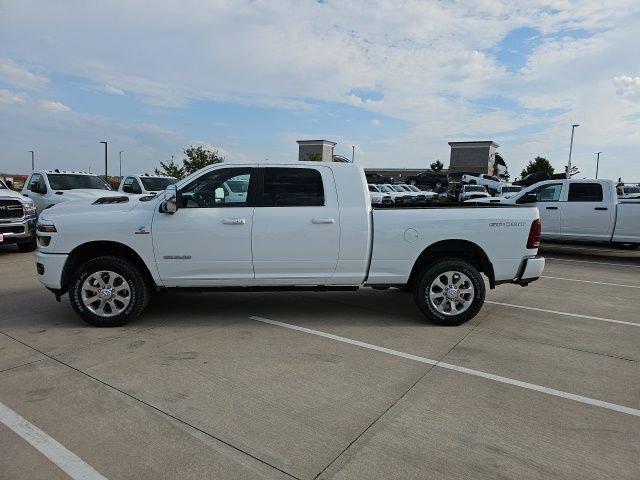 2025 RAM Ram 2500 RAM 2500 LARAMIE MEGA CAB 4X4 64 BOX