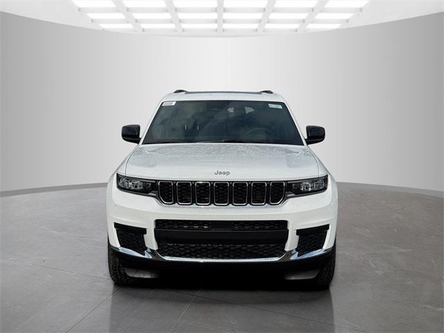 2025 Jeep Grand Cherokee GRAND CHEROKEE L LAREDO X 4X4