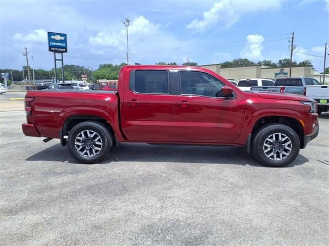 2022 Nissan Frontier Crew Cab SV 4x2