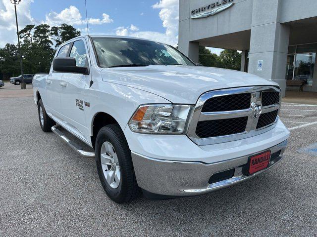 2019 RAM 1500 Classic SLT Crew Cab 4x2 64 Box