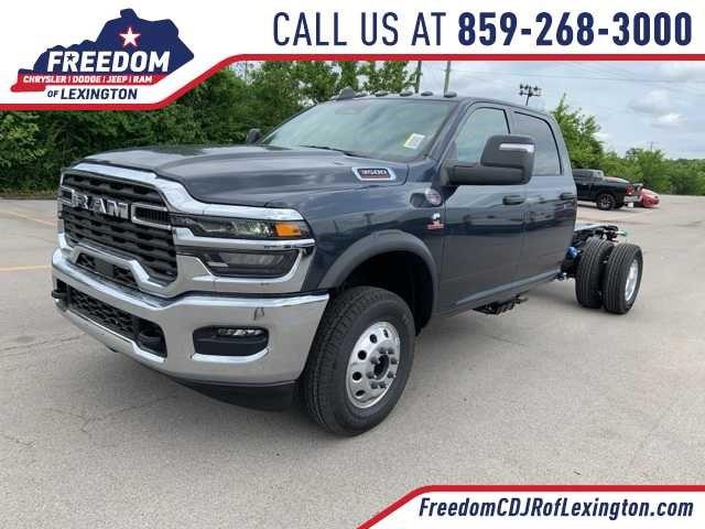 2025 RAM Ram 3500 Chassis Cab RAM 3500 TRADESMAN CREW CAB CHASSIS 4X4 60 CA