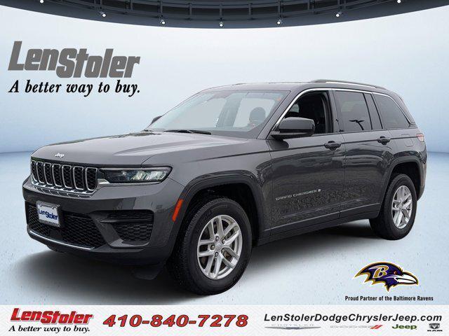 2023 Jeep Grand Cherokee Laredo X 4x4