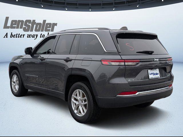2023 Jeep Grand Cherokee Laredo X 4x4