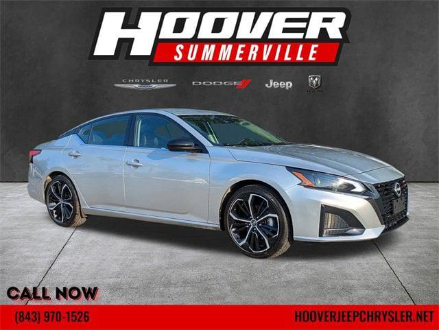 2023 Nissan Altima SR FWD