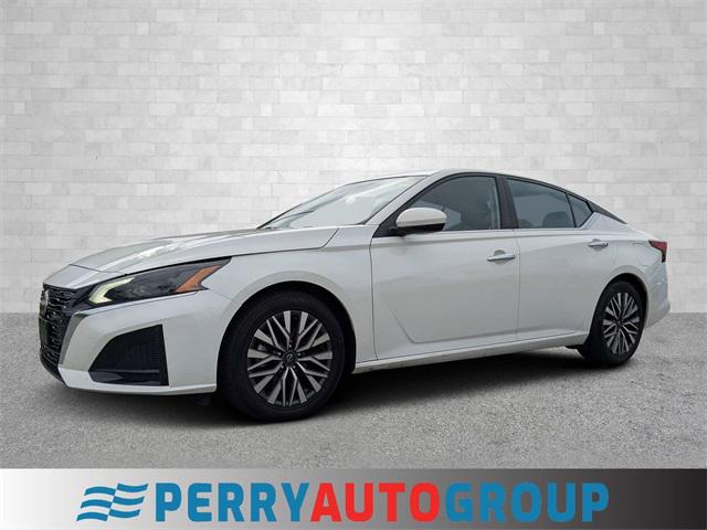 2023 Nissan Altima SV FWD