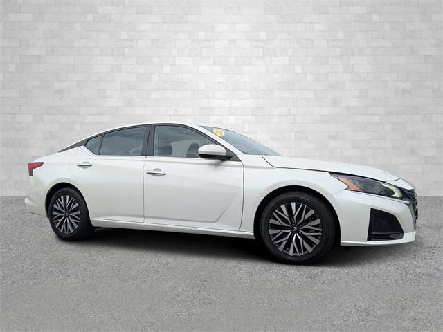2023 Nissan Altima SV FWD