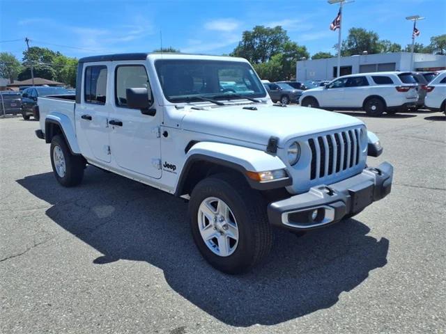 2021 Jeep Gladiator Sport S 4x4 2021 Jeep Gladiator Sport S 4x4