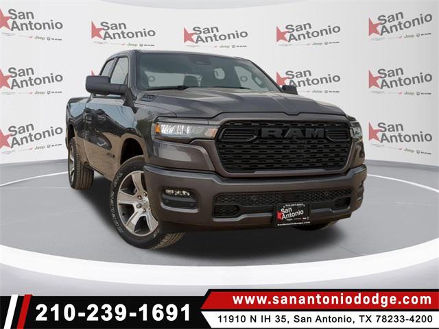 2025 RAM Ram 1500 RAM 1500 TRADESMAN QUAD CAB 4X2 64 BOX