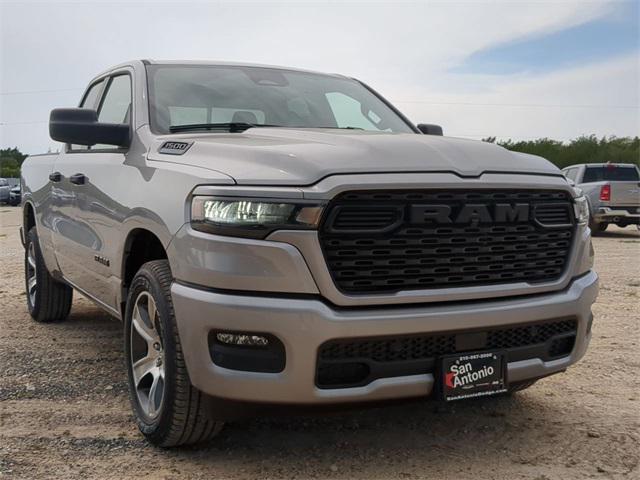 2025 RAM Ram 1500 RAM 1500 TRADESMAN QUAD CAB 4X2 64 BOX