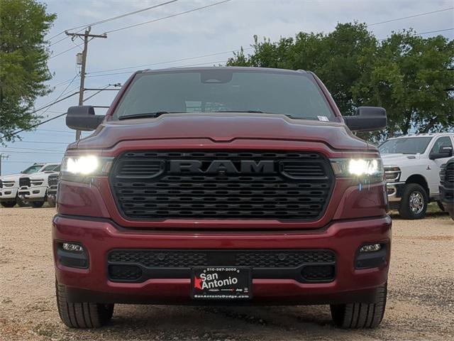 2025 RAM Ram 1500 RAM 1500 TRADESMAN QUAD CAB 4X2 64 BOX