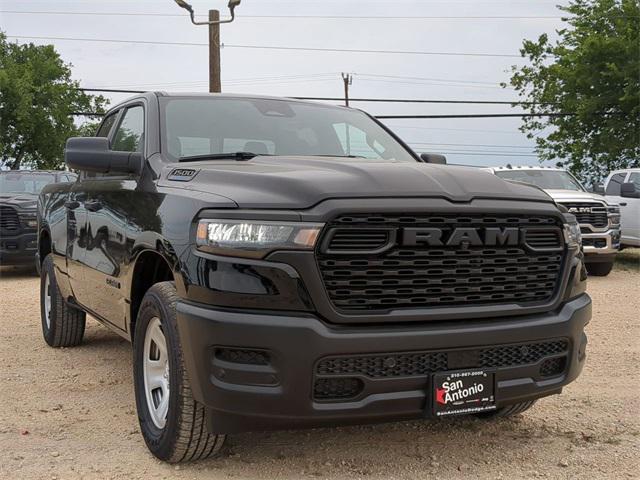2025 RAM Ram 1500 RAM 1500 TRADESMAN QUAD CAB 4X2 64 BOX
