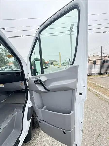 2013 Mercedes-Benz Sprinter 2500 Normal Roof