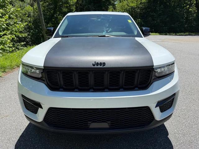 2023 Jeep Grand Cherokee Limited 4x2