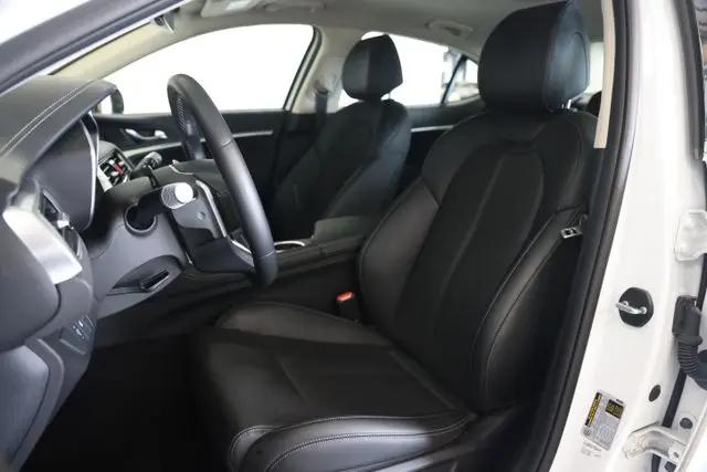 2026 Genesis G70 2.5T AWD