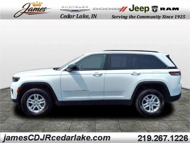 2024 Jeep Grand Cherokee Laredo 4x4