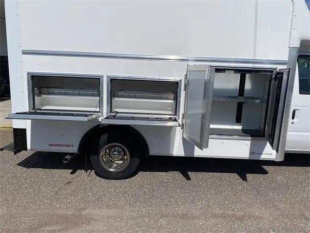 2026 Ford E-350 Cutaway E-Series Cutaway