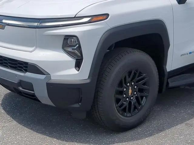 2025 Chevrolet Silverado EV LT