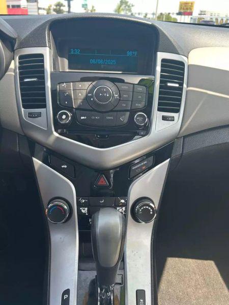 2015 Chevrolet Cruze LS Auto