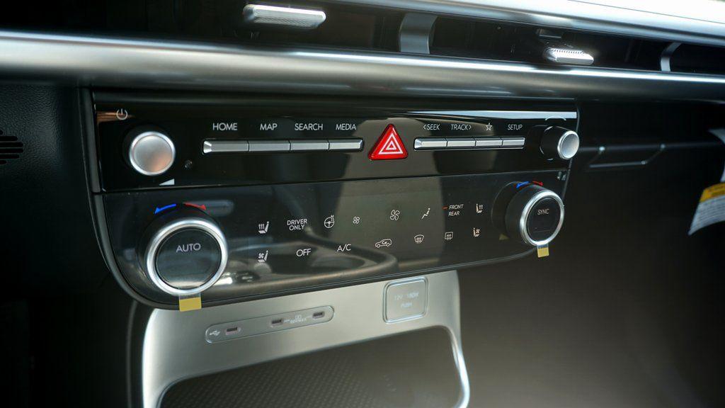 2026 Hyundai IONIQ 9 SEL - Photo 17