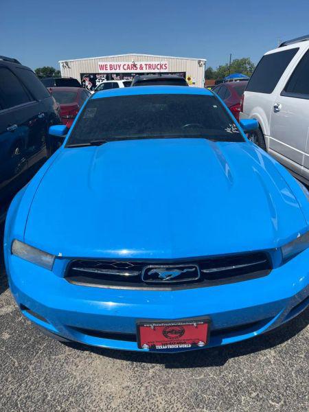 2012 Ford Mustang V6 Premium for sale in San Angelo, TX