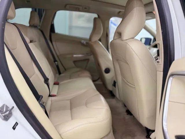 2015 Volvo XC60 T5 Premier