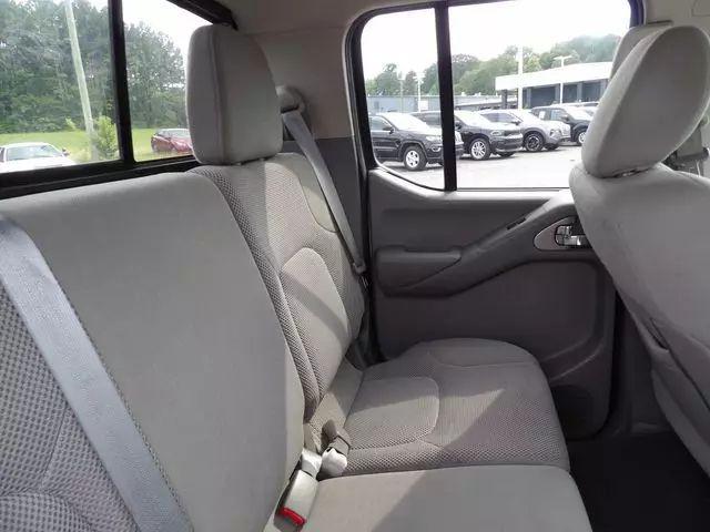 2018 Nissan Frontier SV