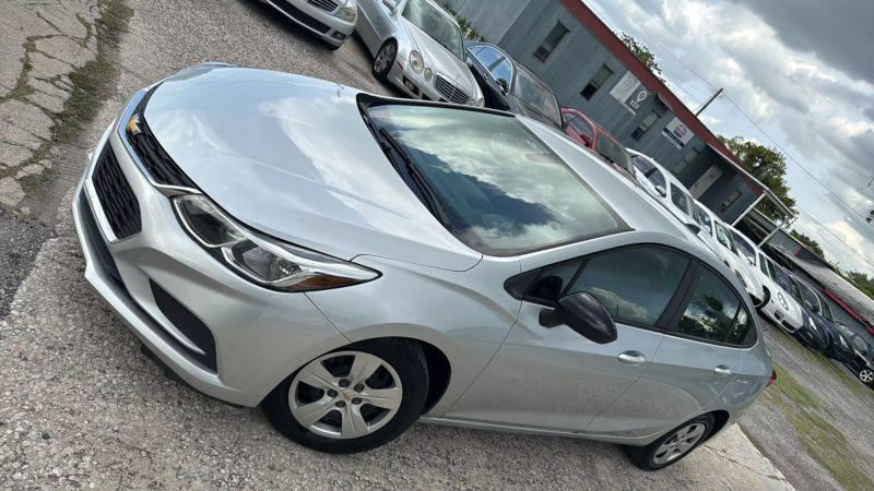 2018 Chevrolet Cruze LS Auto