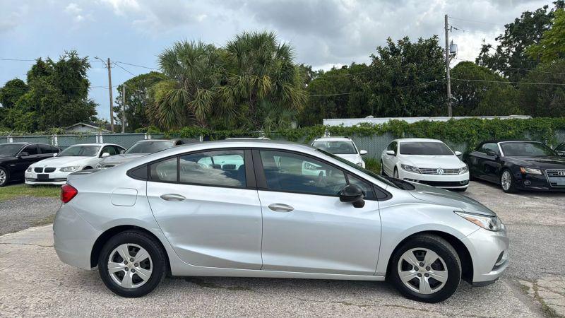 2018 Chevrolet Cruze LS Auto