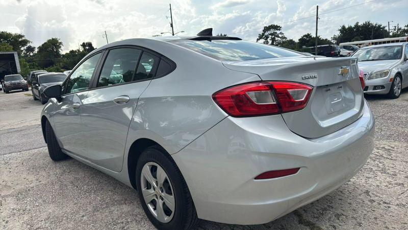 2018 Chevrolet Cruze LS Auto