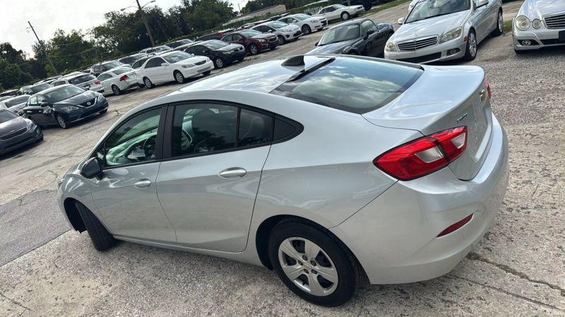 2018 Chevrolet Cruze LS Auto