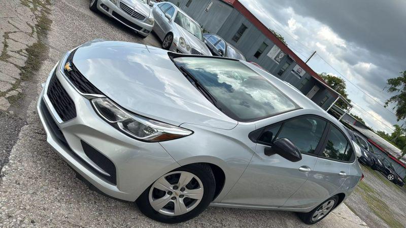 2018 Chevrolet Cruze LS Auto