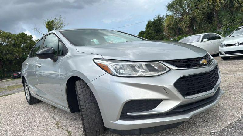 2018 Chevrolet Cruze LS Auto