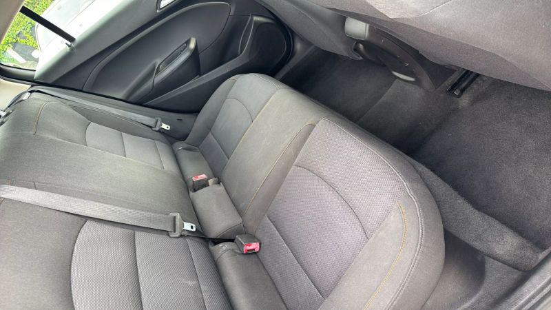 2018 Chevrolet Cruze LS Auto