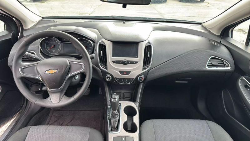 2018 Chevrolet Cruze LS Auto