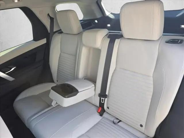 2025 Land Rover Discovery Sport S